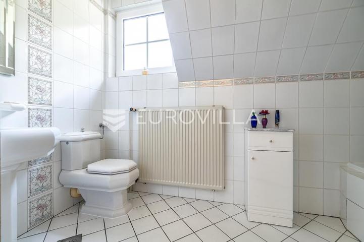 Donja Pušća, jedinstvena obiteljska villa, parcela 5000 m²