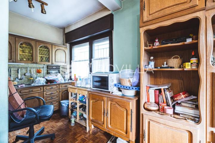 Zagreb, Markuševec, troetažna kuća 106 m2