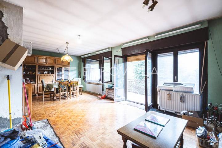 Zagreb, Markuševec, troetažna kuća 106 m2