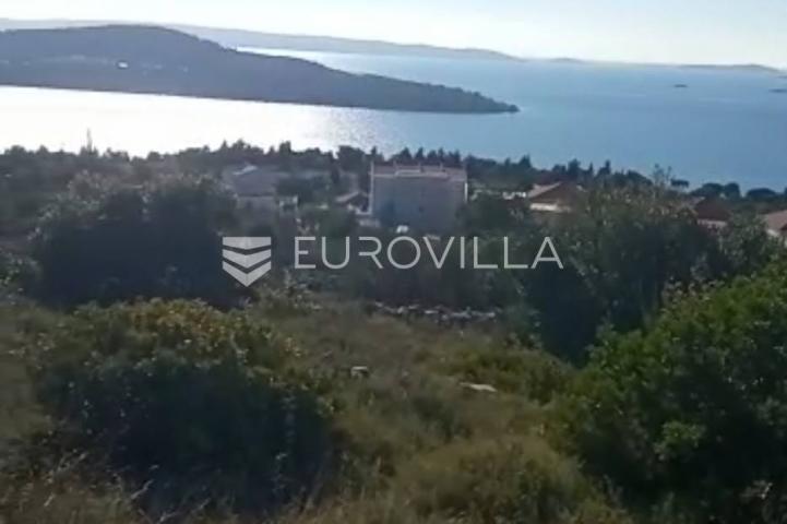 Split okolica- Trogir- Seget, građevinsko zemljište 10.164m2 600m od mora