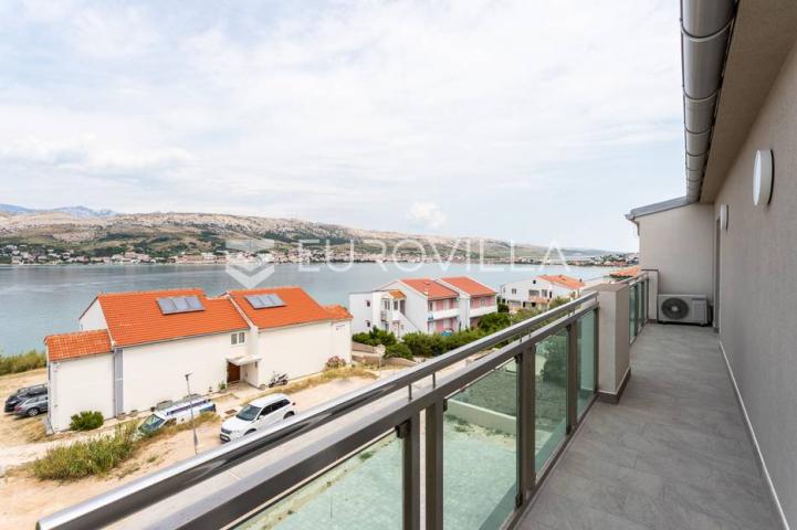 Pag, četverosoban penthouse S5 s neto korisnom površinom od 160 m², uz more NOVOGRADNJA