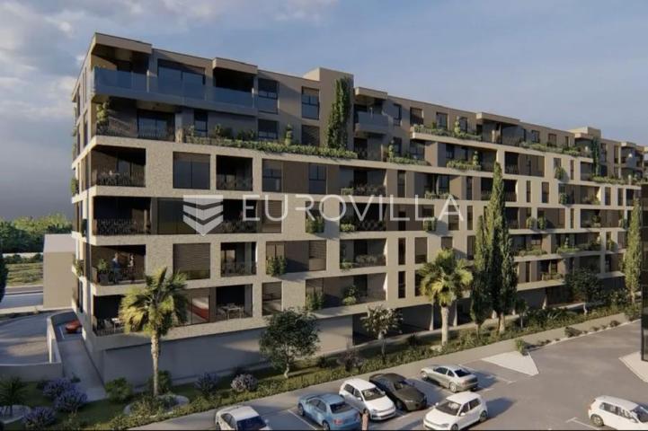 Istra, Pula, moderna stanogradnja u centru grada - stan na 3. katu NKP 56.79 m2