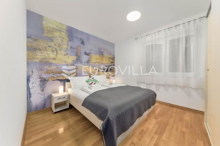 Selce, ZIMSKI NAJAM, prostrani apartman od 70 m² s 2 spavaće sobe i pogledom na more