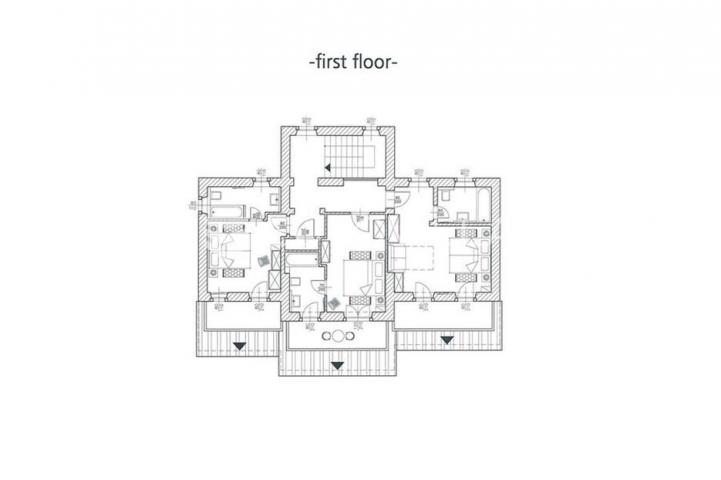 Istra, Sveti Lovreč, kamena vila 263 m² s bazenom, velikim vrtom i pogledom na more