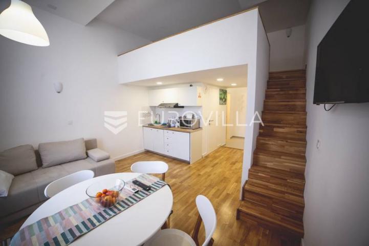 Centar stan 205m2 podijeljen na 5 apartmana i sobu