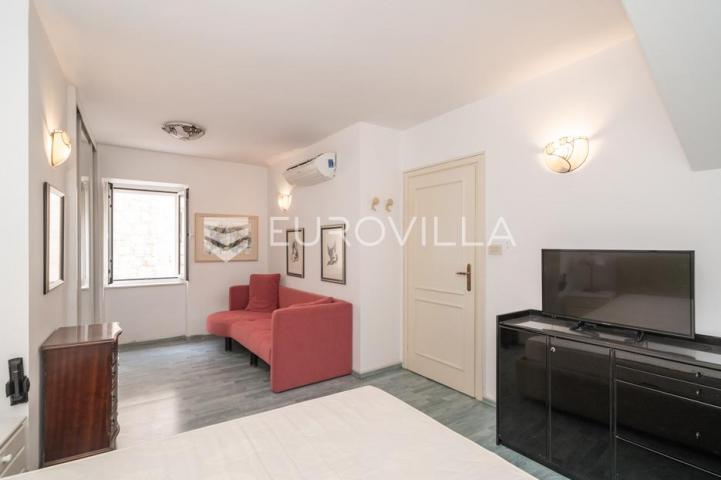 Dubrovnik, Stari grad, prekrasna kuća 209 m²
