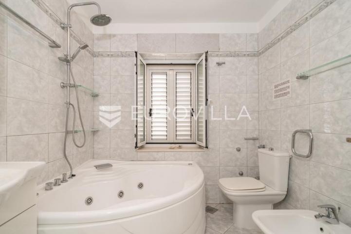 Dubrovnik, Stari grad, prekrasna kuća 209 m²