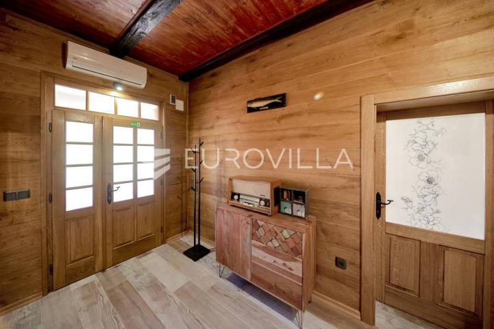 Velika Gorica, luksuzna kuća s jacuzzijem + 4 PM