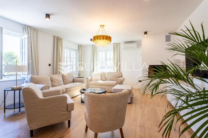 Rogoznica, Ražanj, NOVOGRADNJA, prekrasna kuća s bazenom i pogledom na more, 433,44 m²