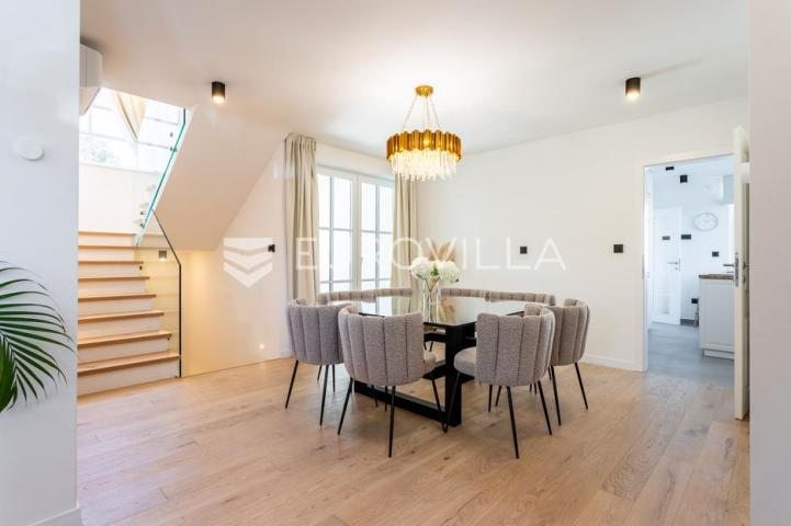Rogoznica, Ražanj, NOVOGRADNJA, prekrasna kuća s bazenom i pogledom na more, 433,44 m²