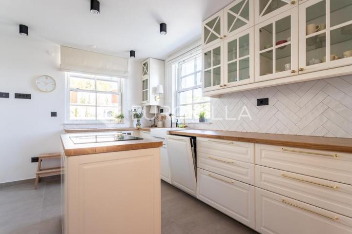 Rogoznica, Ražanj, NOVOGRADNJA, prekrasna kuća s bazenom i pogledom na more, 433,44 m²