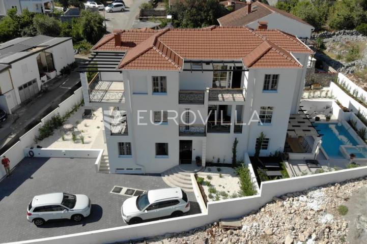 Rogoznica, Ražanj, NOVOGRADNJA, prekrasna kuća s bazenom i pogledom na more, 433,44 m²