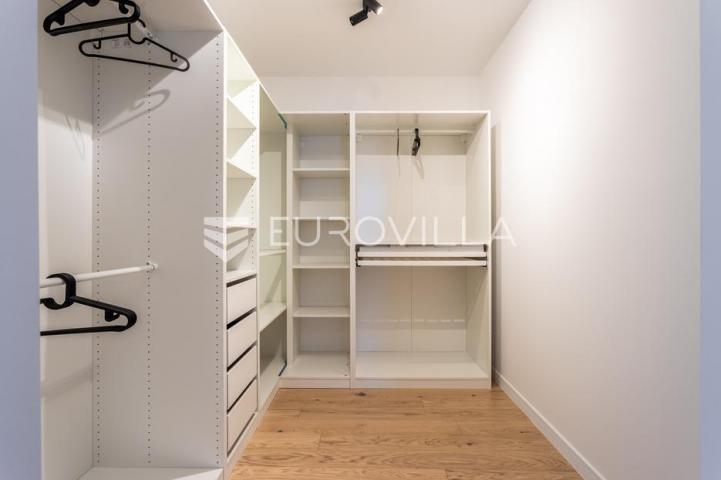 Rogoznica, Ražanj, NOVOGRADNJA, prekrasna kuća s bazenom i pogledom na more, 433,44 m²