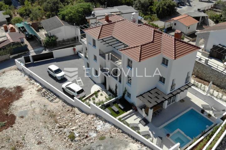 Rogoznica, Ražanj, NOVOGRADNJA, prekrasna kuća s bazenom i pogledom na more, 433,44 m²