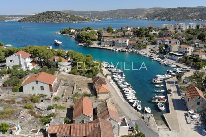Rogoznica, Ražanj, NOVOGRADNJA, prekrasna kuća s bazenom i pogledom na more, 433,44 m²