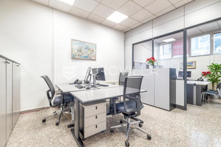 Zagreb, Savska cesta poslovni prostor uredski 265 m² u prizemlju stambeno, poslovne zgrade