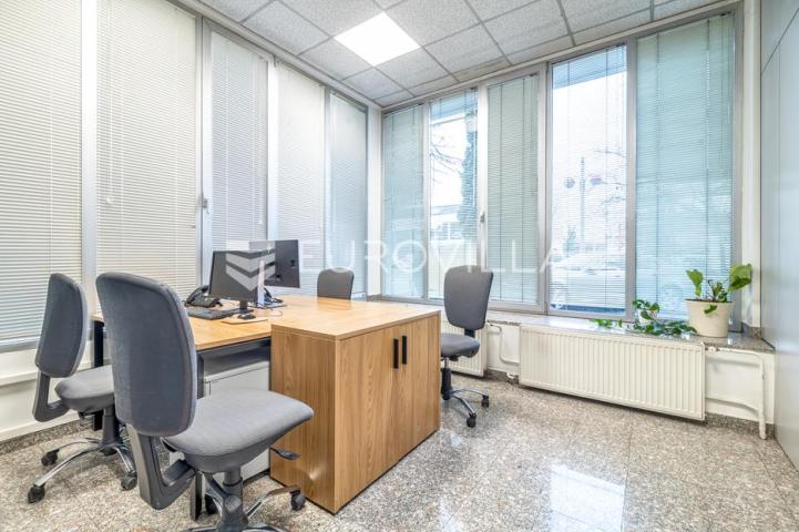 Zagreb, Savska cesta poslovni prostor uredski 265 m² u prizemlju stambeno, poslovne zgrade