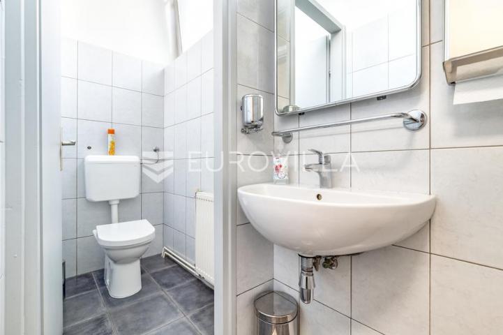 Zagreb, Savska cesta poslovni prostor uredski 265 m² u prizemlju stambeno, poslovne zgrade