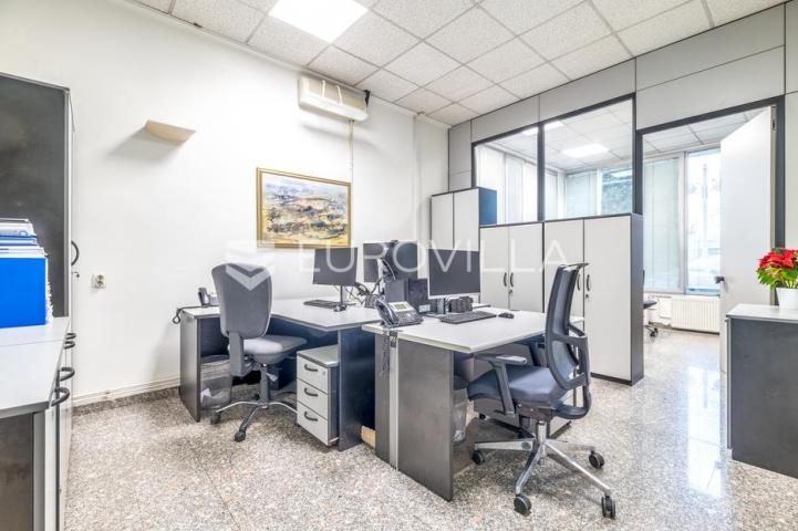 Zagreb, Savska cesta poslovni prostor uredski 265 m² u prizemlju stambeno, poslovne zgrade