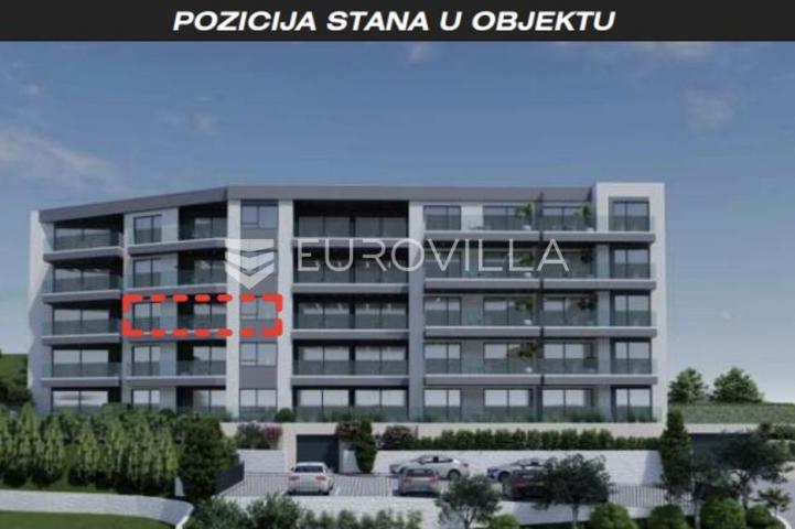 Makarska, novogradnja, jednosoban stan s pogledom na more i prostranom terasom