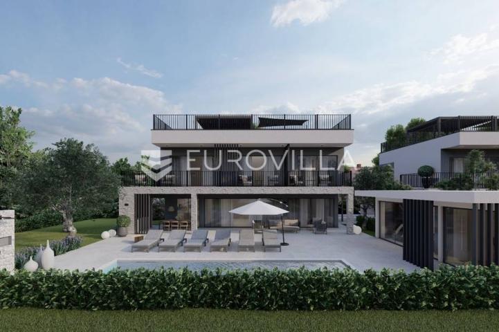 Istra, Poreč, luksuzna vila na 400m od mora
