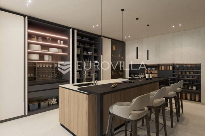 Istra, Rovinj, luksuzna vila udaljena 100 m od mora