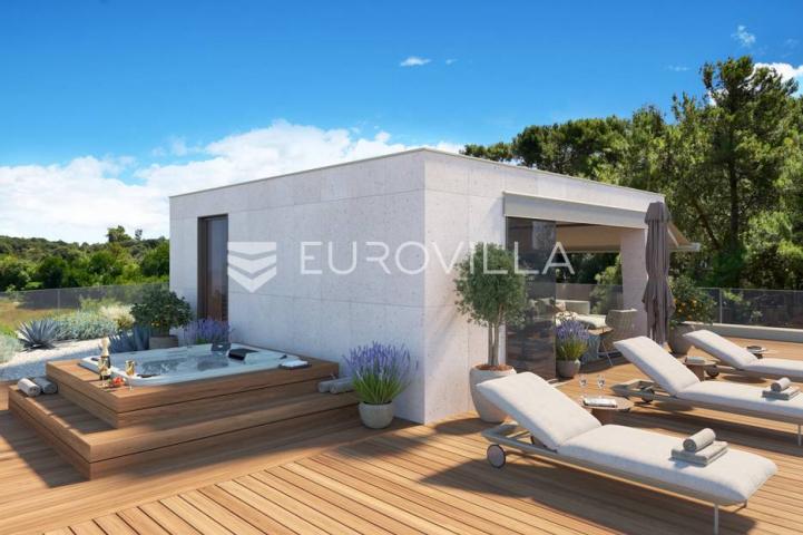 Istra, Rovinj, luksuzna vila udaljena 100 m od mora