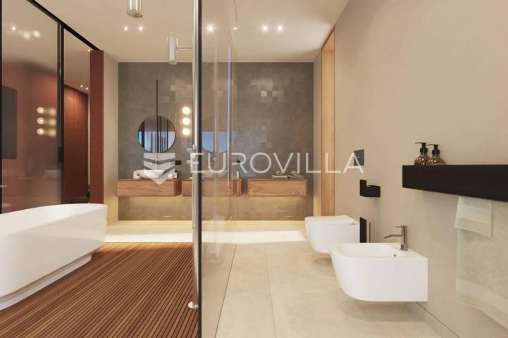 Istra, Rovinj, luksuzna vila udaljena 100 m od mora