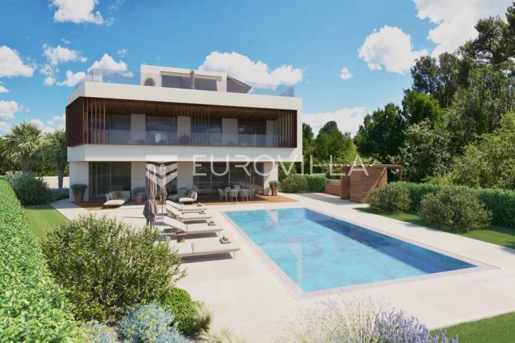 Istra, Rovinj, luksuzna vila udaljena 100 m od mora