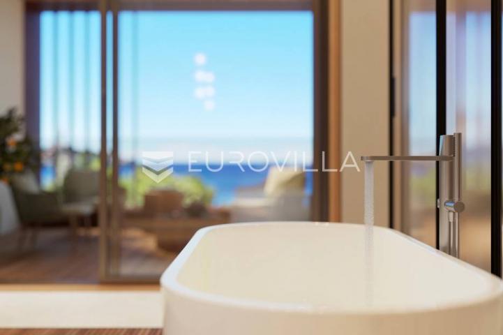 Istra, Rovinj, luksuzna vila udaljena 100 m od mora