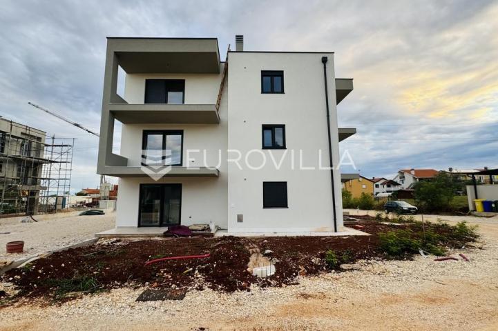 Istra, Umag, NOVOGRADNJA, Stan na drugom katu 64,54 m²