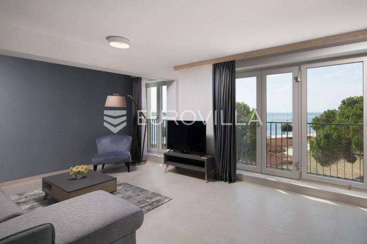 Istra, Umag, opremljen apartman s dvije terase C6