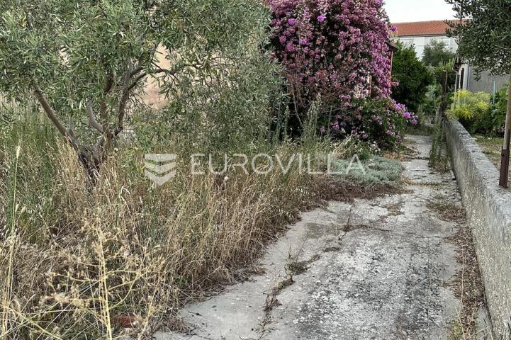 Zadar, Arbanasi, građevinsko zemljište površine 1090 m²