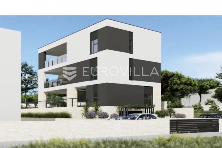 Istra, Medulin, trosoban stan 90 m² u atraktivnom dijelu Medulina