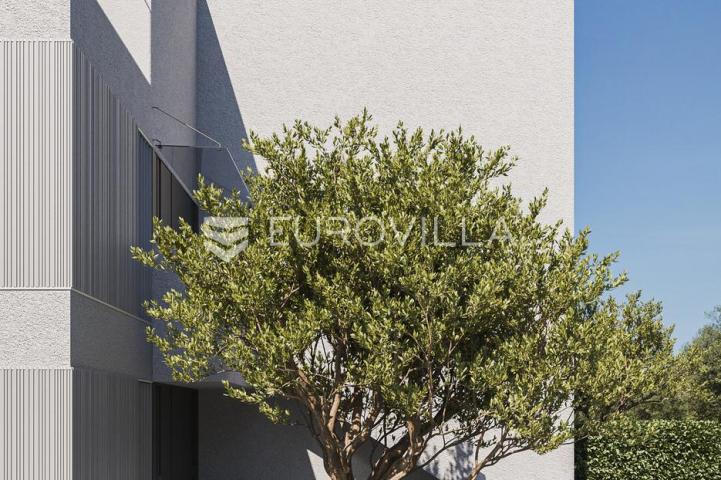 Murter, luksuzni apartman s bazenom i pogledom na more, 107,36
