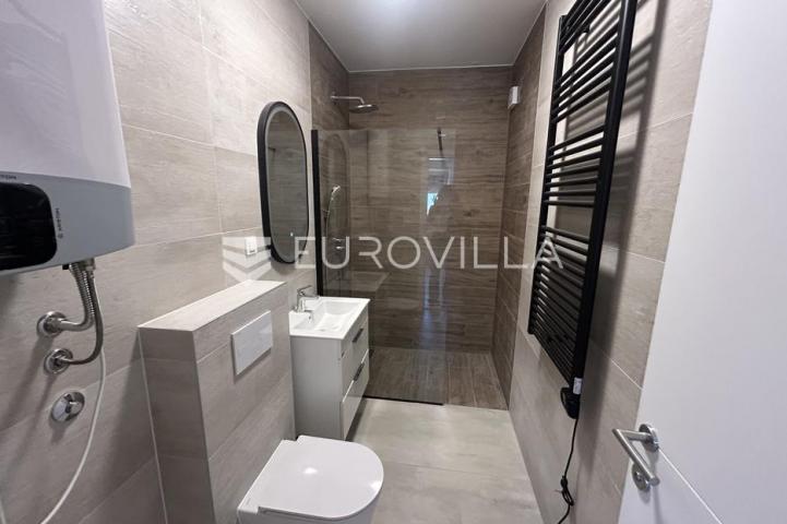 Pag, Mandre, Trosoban stan 93 m² na 2. katu, NOVOGRADNJA u blizini mora, S6