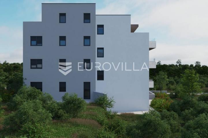 Pag, Mandre, Trosoban stan 93 m² na 2. katu, NOVOGRADNJA u blizini mora, S6