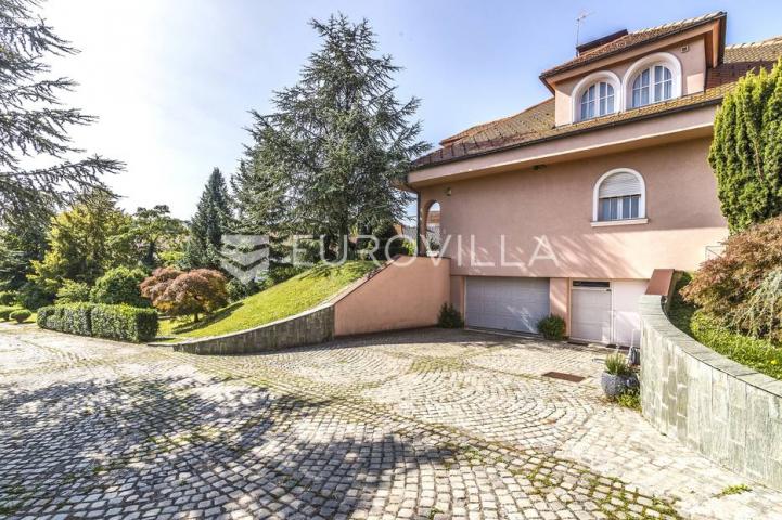 Gračani luksuzno obiteljsko imanje, vila 810 m² na zemljištu 3.965 m²