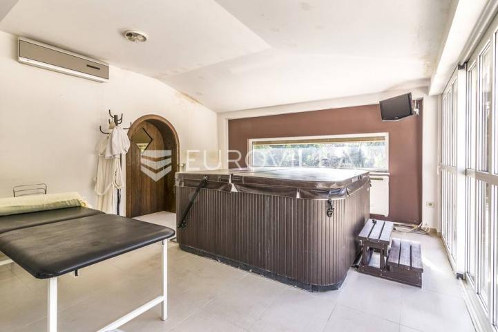 Gračani luksuzno obiteljsko imanje, vila 810 m² na zemljištu 3.965 m²