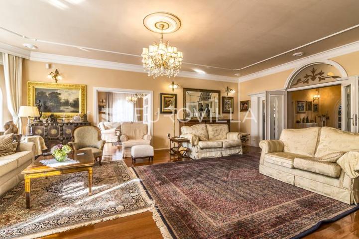 Gračani luksuzno obiteljsko imanje, vila 810 m² na zemljištu 3.965 m²