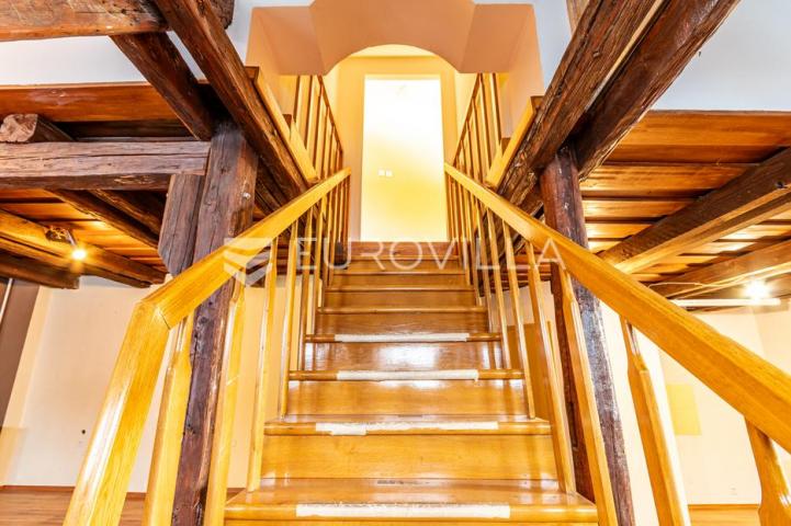 Varaždin, Centar, poslovni prostor 90 m²