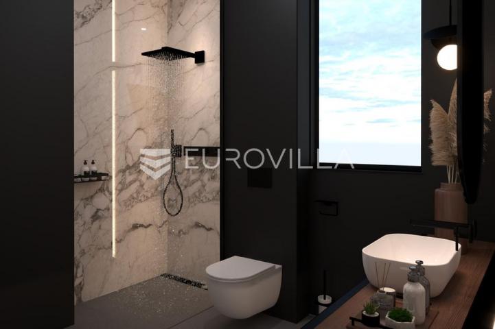 Opatija, četverosoban dvoetažan stan s 2 garažna mjesta, NOVOGRADNJA, neto korisne površine 173 m²