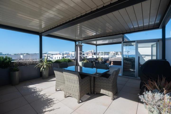 Zadar, Borik, luksuzan penthouse površine 137,26 m² s terasama na TOP lokaciji