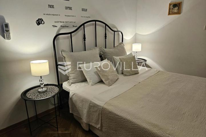 Hvar, Jelsa, stambeno poslovni kompleks idealan za investiciju 
