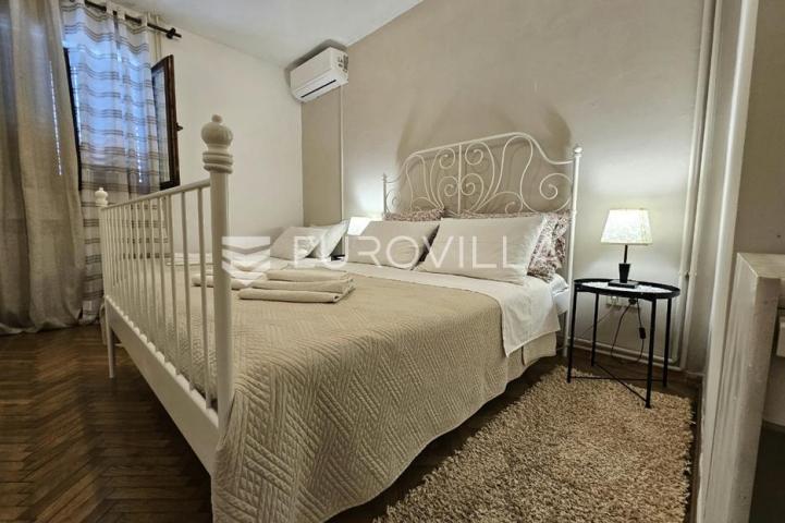 Hvar, Jelsa, stambeno poslovni kompleks idealan za investiciju 