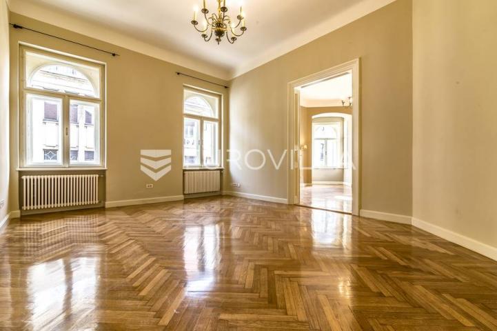 Petrinjska kraj Trga Bana Jelačića luksuzan stan 160m2