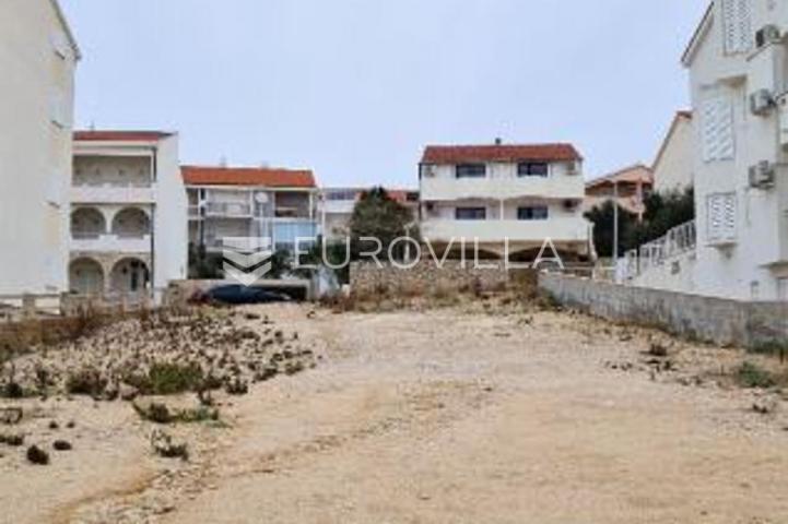 Novalja, Vidalići građevinsko zemljište prvi red do mora, 488 m²
