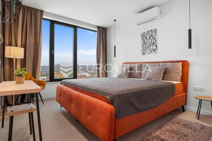Istra, Rovinjsko Selo, jedinstvena katnica 250 m²