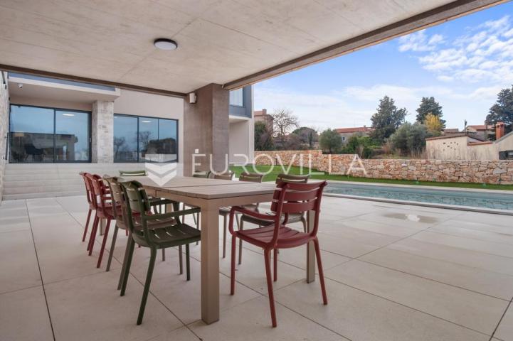 Istra, Rovinjsko Selo, jedinstvena katnica 250 m²