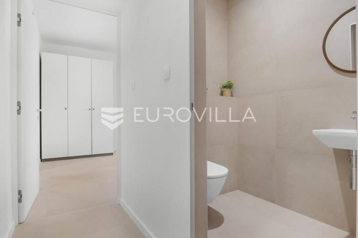 Istra, Rovinjsko Selo, jedinstvena katnica 250 m²
